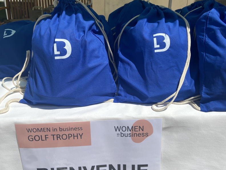 img 7820 52135637248 o