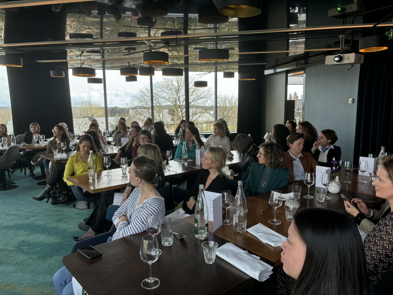 img 2733 53599423039 o