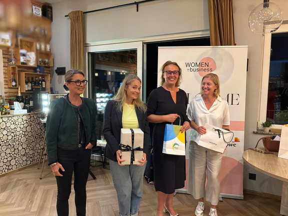 d9705afb-951b-4a8f-b7fc-cb2fce57c350 2