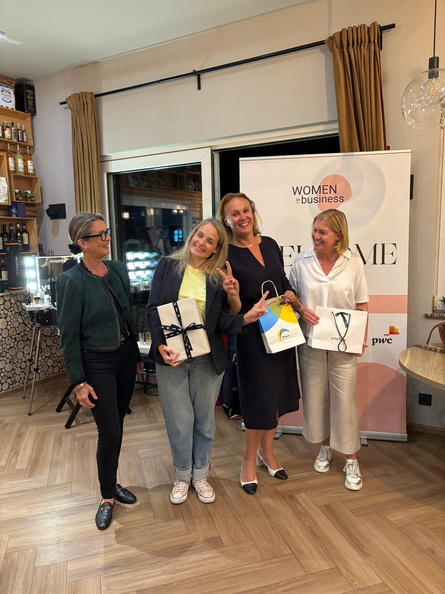 00_b5182628-bc40-48cb-8e1c-707eca00808b 2.JPG