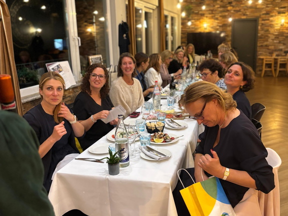 ccec1b58-77a2-4a6b-916f-6ade3142357d 2