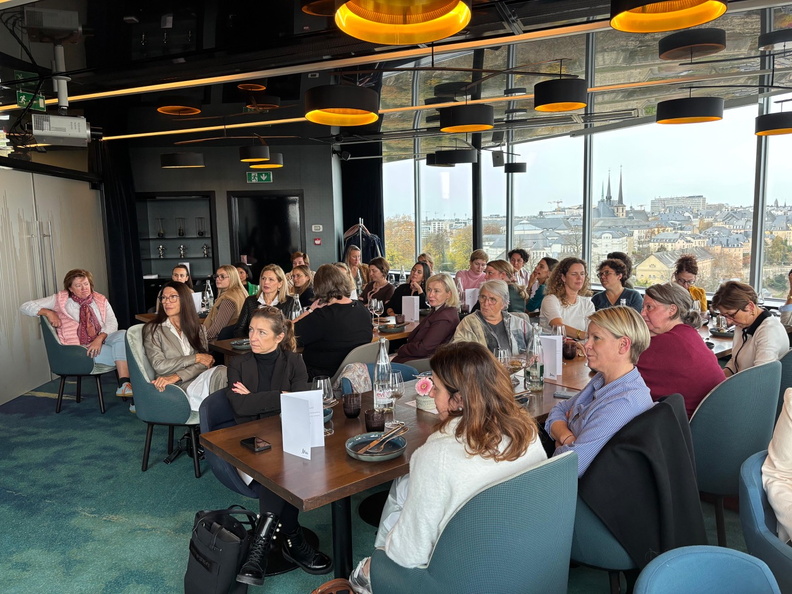 PHOTO-2025-11-14-15-59-09 3 - Grande